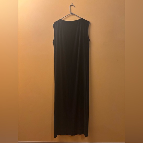 COS Navy Pleated Maxi Dress - Picture 3 of 4